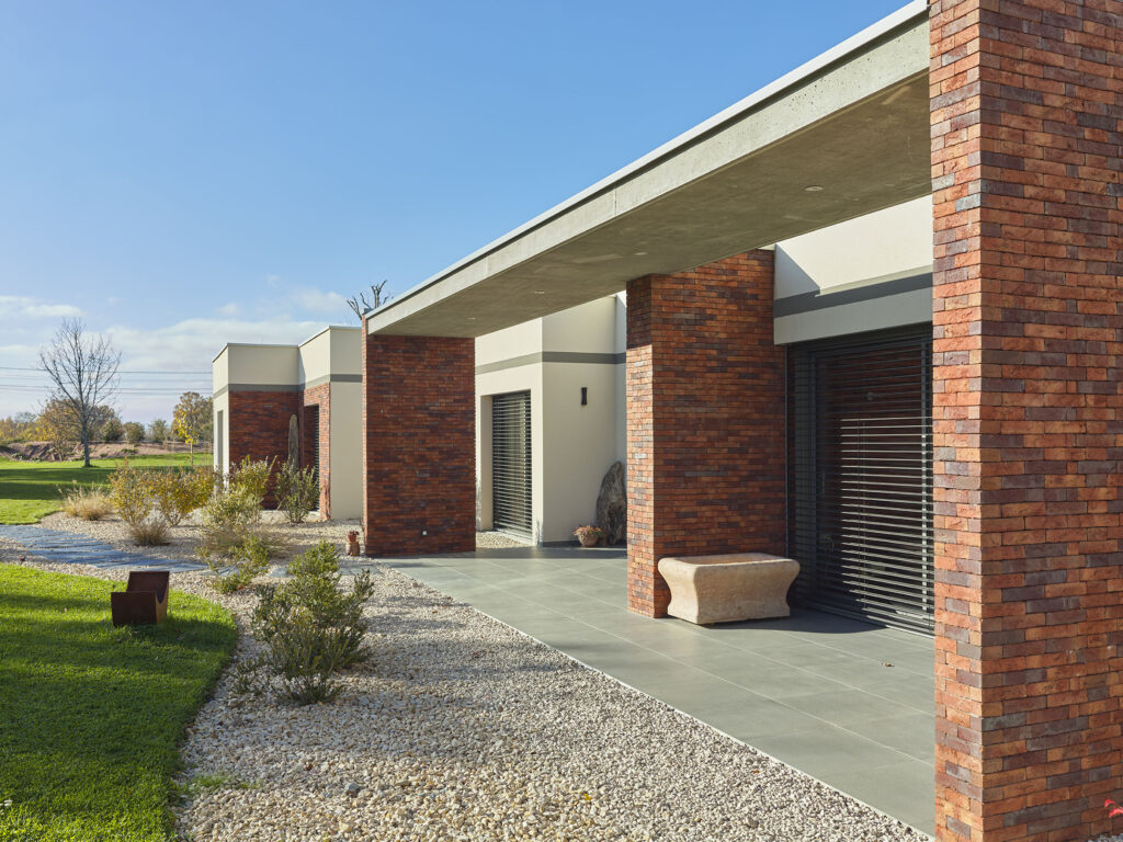 Maison Bessy par Naos Atelier d'Architecture, vue extérieure