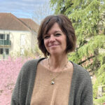 Portrait de Marlène Ménard, gestionnaire administrative